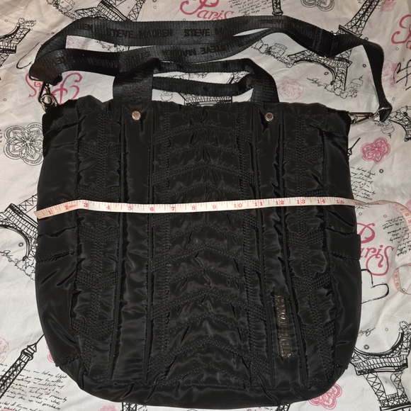 Steve Madden Quilted Puffer Black Tote Bag - Picture 6 of 7